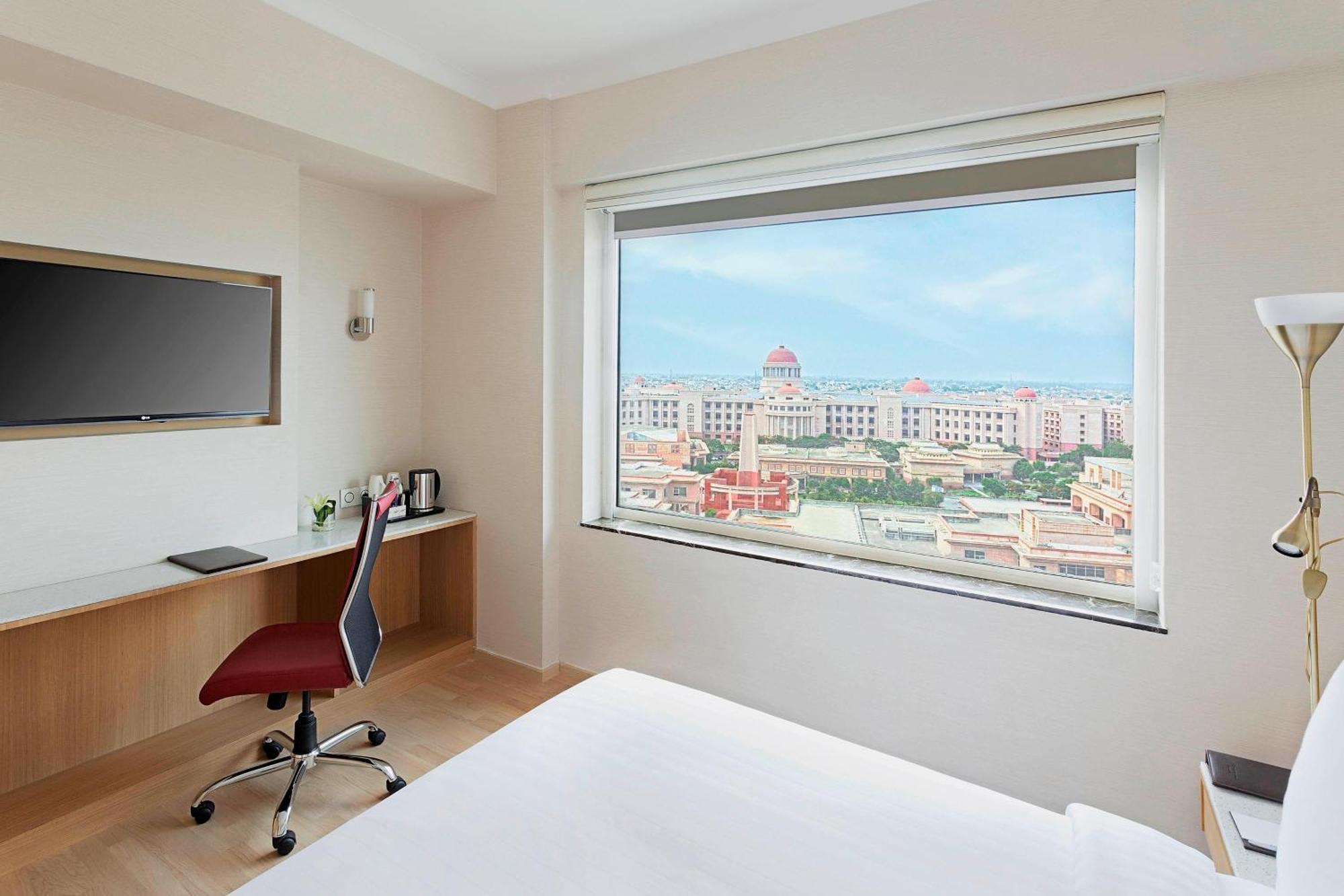 Fairfield By Marriott Lucknow Hotel Bagian luar foto