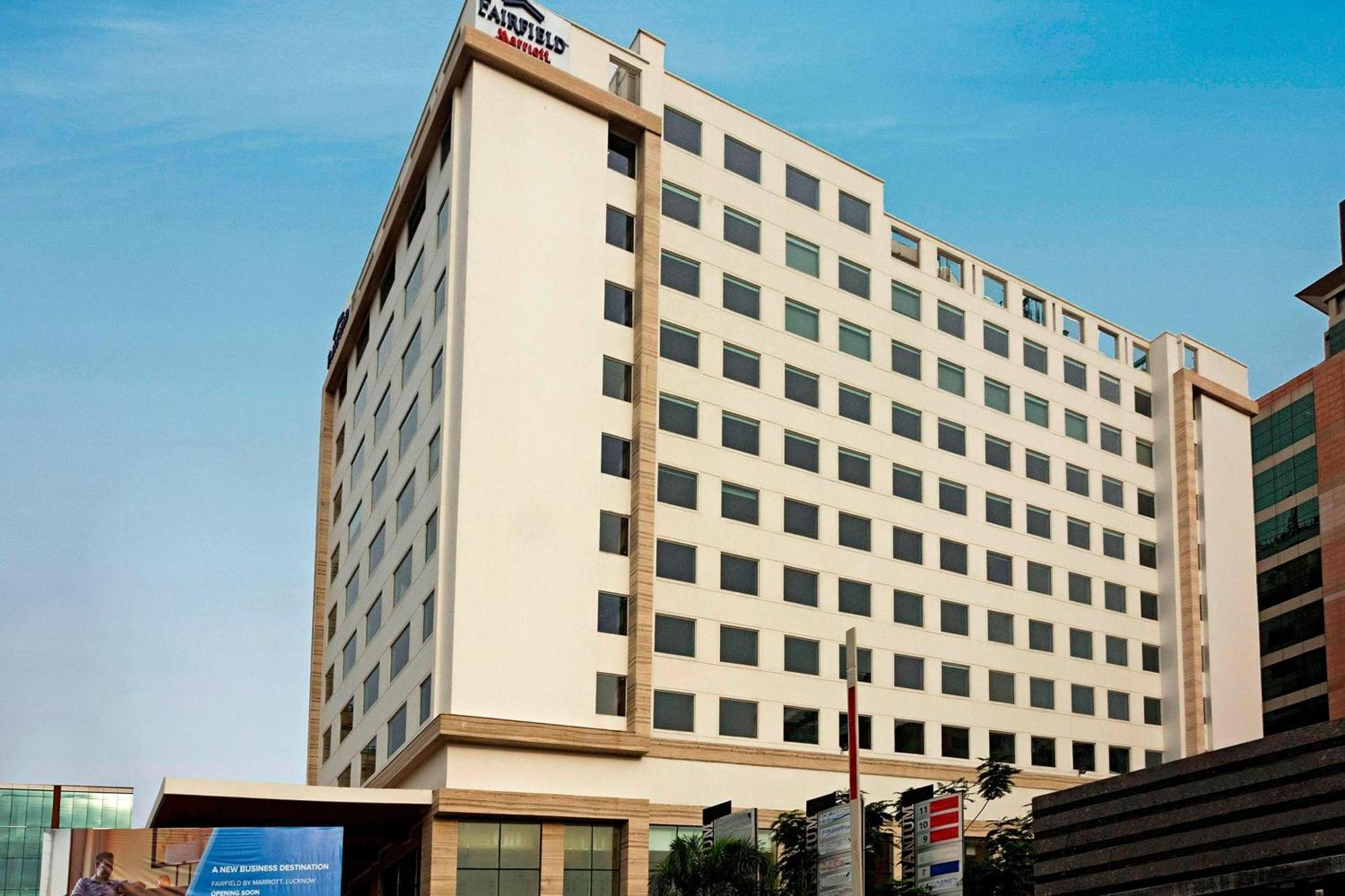 Fairfield By Marriott Lucknow Hotel Bagian luar foto