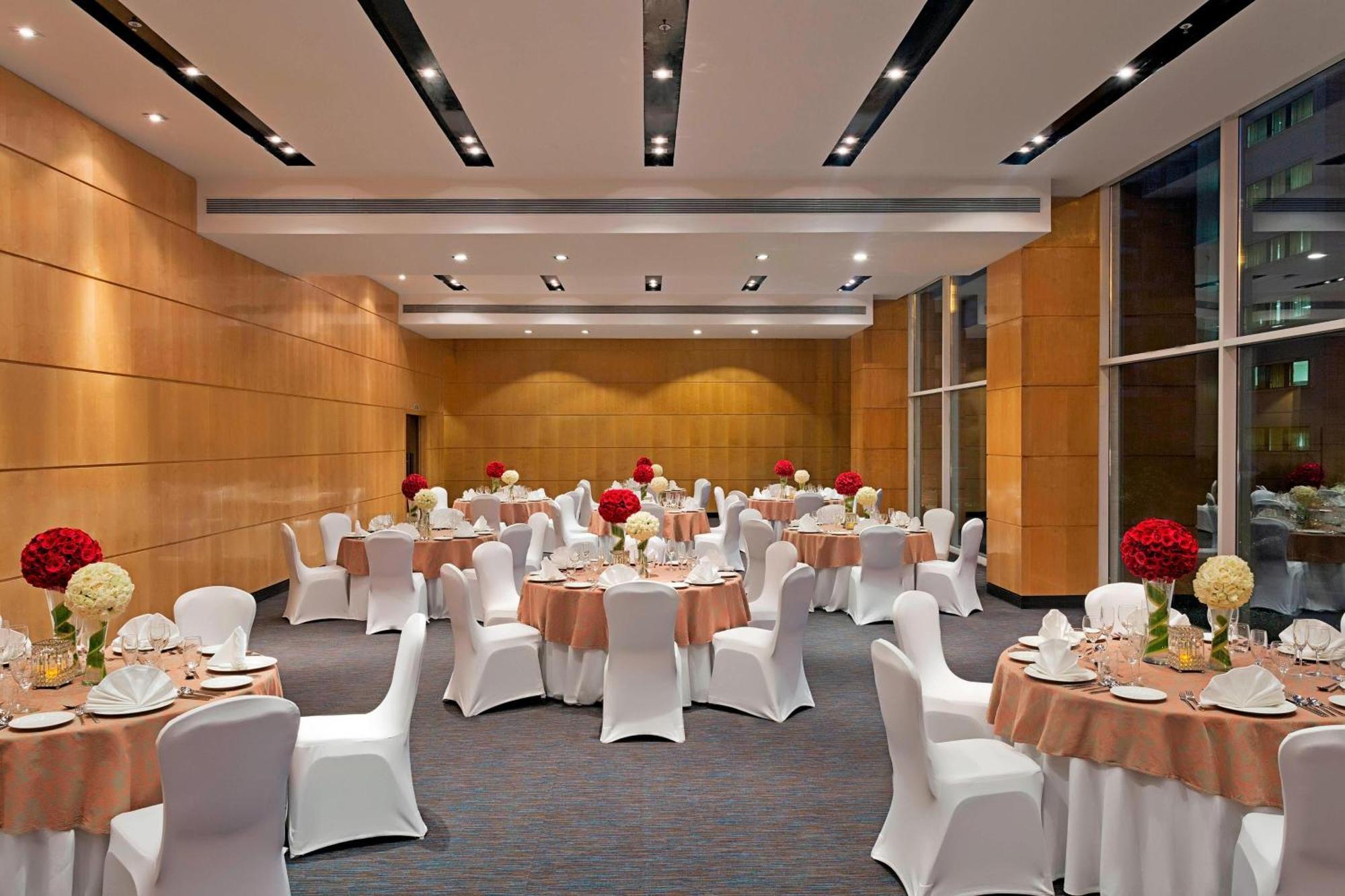 Fairfield By Marriott Lucknow Hotel Bagian luar foto